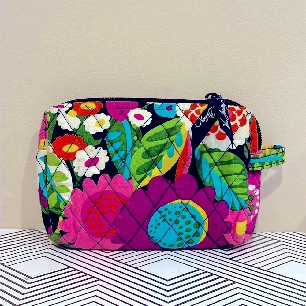 🔥Vera Bradley Tropical Floral Cosmetic Bag with Zipper Closure🔥